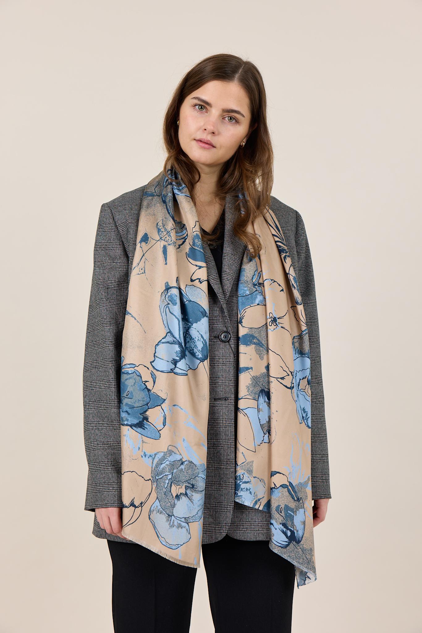 ARTISAN Scarf