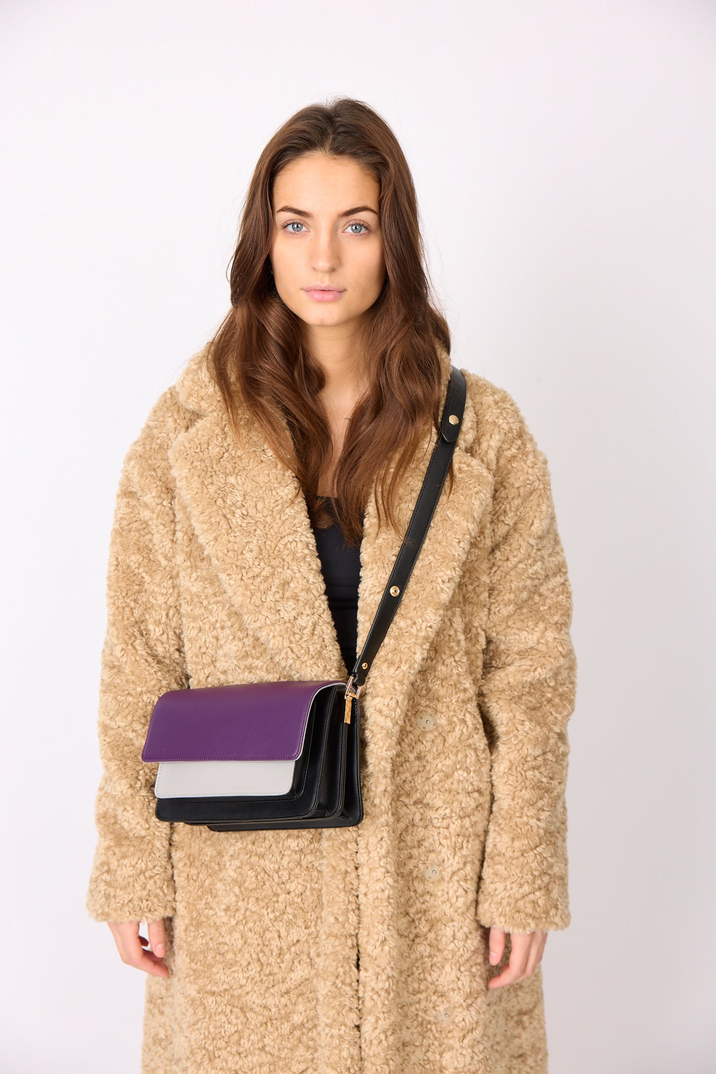 TRIO Cross Body Veske