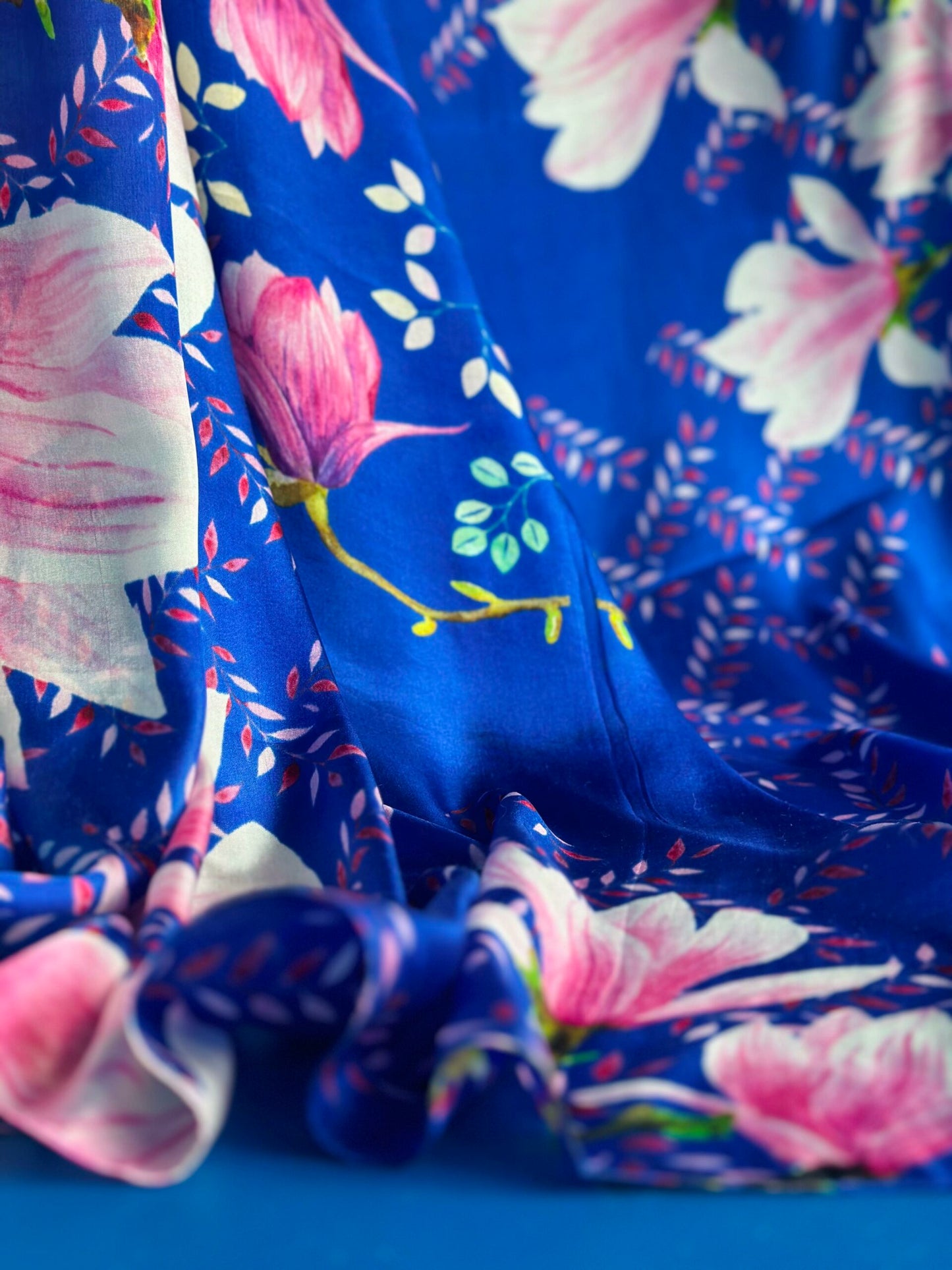 MAGNOLIA Silk scarf/BELLA&VOSS