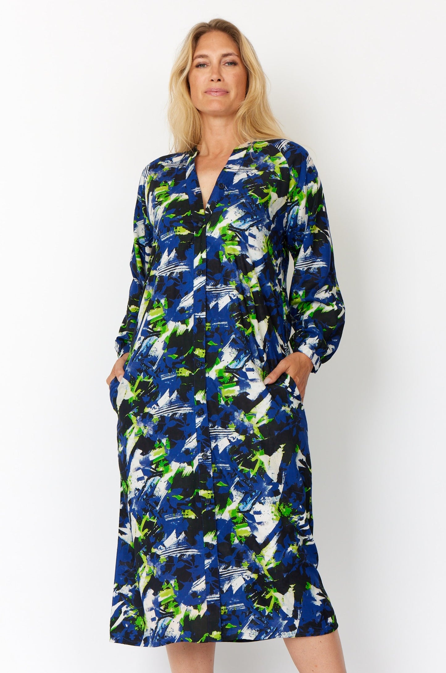 MOUNTAIN Dress