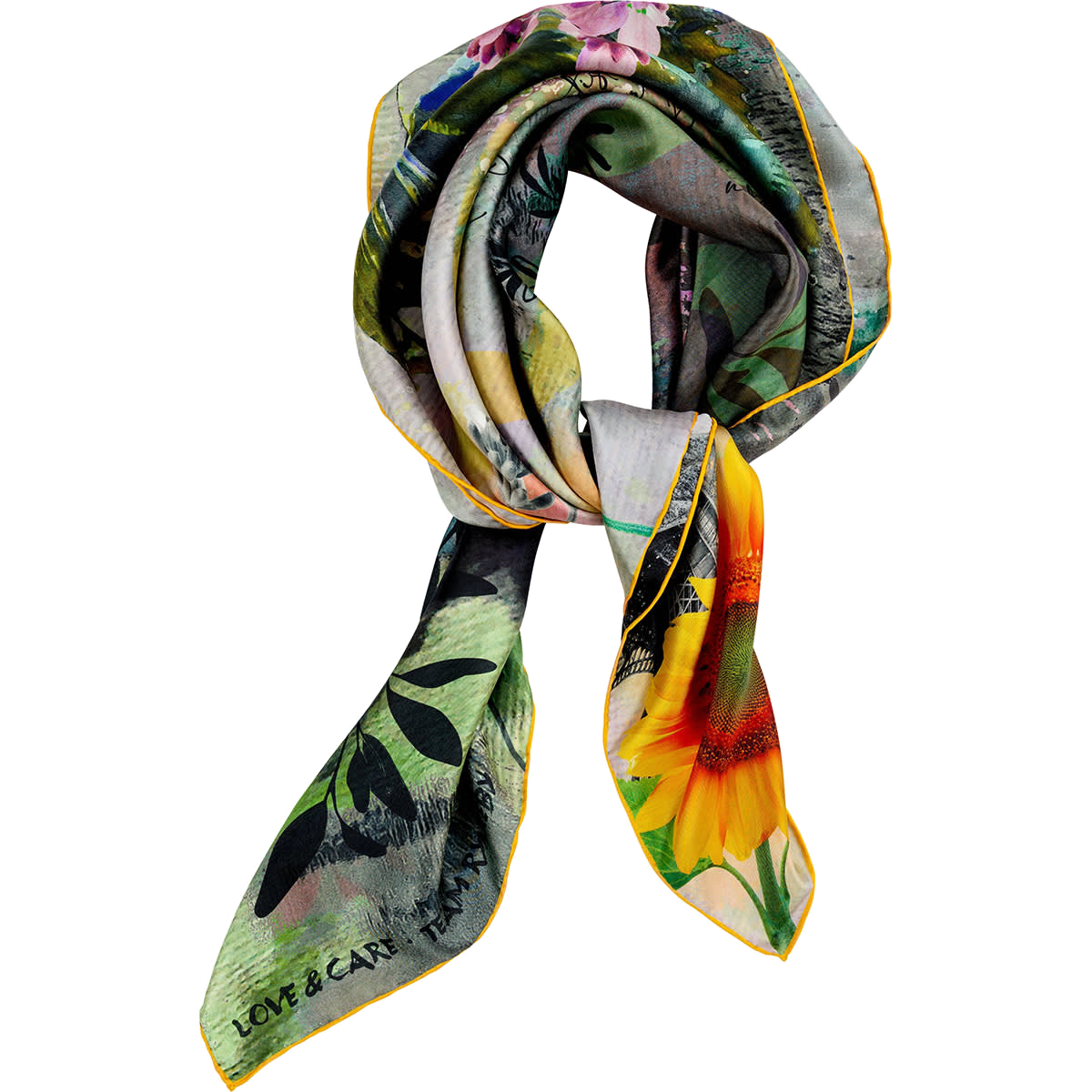 LOVE & CARE Scarf / Bella Ballou x Team Rynkeby